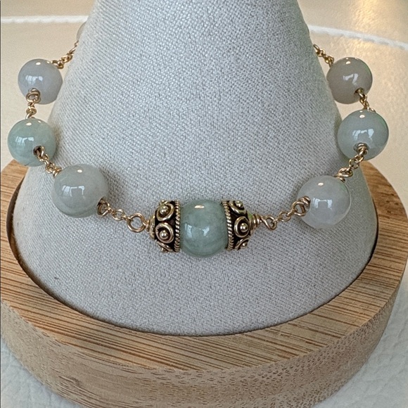 12KGF Natural Green/Lavender Jadeite Bead Bracelet
